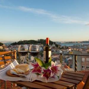 Graca   Castle | Lisbon Cheese  Wine Apartments Lisbon