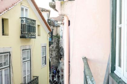 Lisbon Alfama S. Pedro Typical - image 3