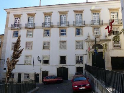 Bairrus Lisbon Apartments - Alfama - image 10