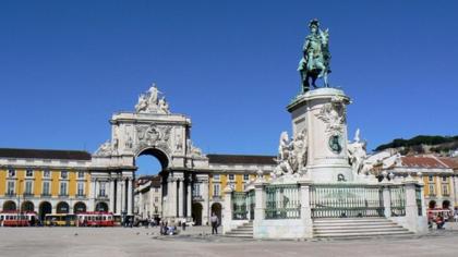 Your Home in Bairro Alto Lisbon - image 8