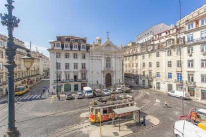 Lisbon Old Town Guest House - image 1