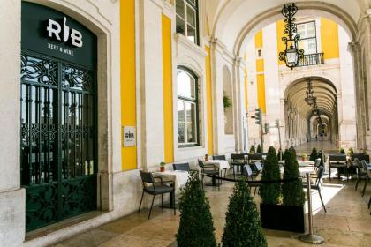 Pousada de Lisboa - Small Luxury Hotels Of The World - image 9