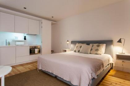 Lisbon Five Stars Apartments Combro 77 - image 13