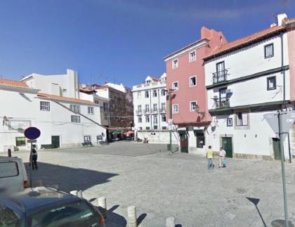 Best Terrace River View Apt in Alfama - image 11