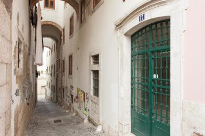 Bairrus Lisbon Apartments - Cathedral - image 14