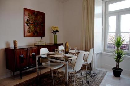 Chiado Lisbon Apartment - image 10