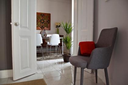 Chiado Lisbon Apartment - image 7