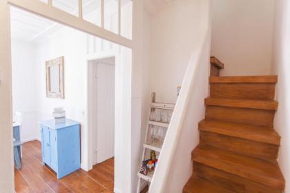 LovelyStay - Cosy Bairro Alto Duplex - image 16