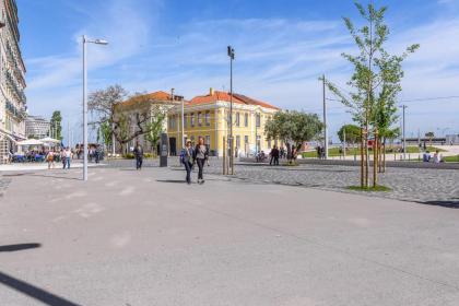 Modernity and Comfort at Lisbon Downtown - image 5