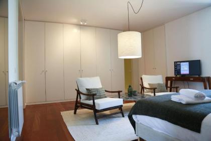 LovelyStay - Chiado 3Bedroom Wonder - image 14