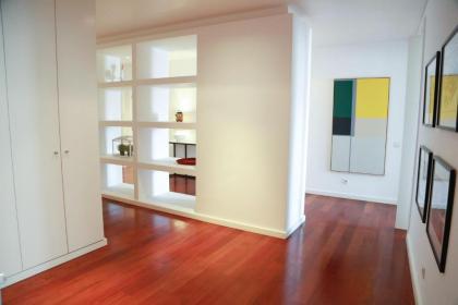 LovelyStay - Chiado 3Bedroom Wonder - image 7