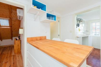 Authentic Attic with balcony in Bairro Alto - image 14