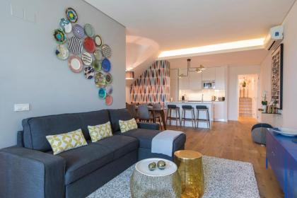 LovelyStay - Modern and colourful flat in the heart of Graça - image 13