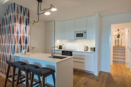 LovelyStay - Modern and colourful flat in the heart of Graça - image 19