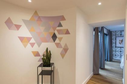 LovelyStay - Modern and colourful flat in the heart of Graça - image 3