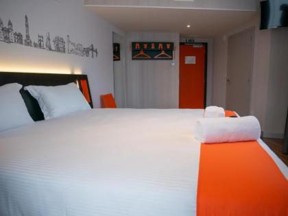 easyHotel Lisbon - image 16