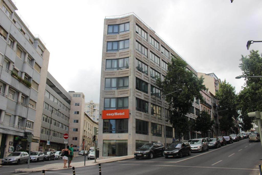 easyHotel Lisbon - image 2