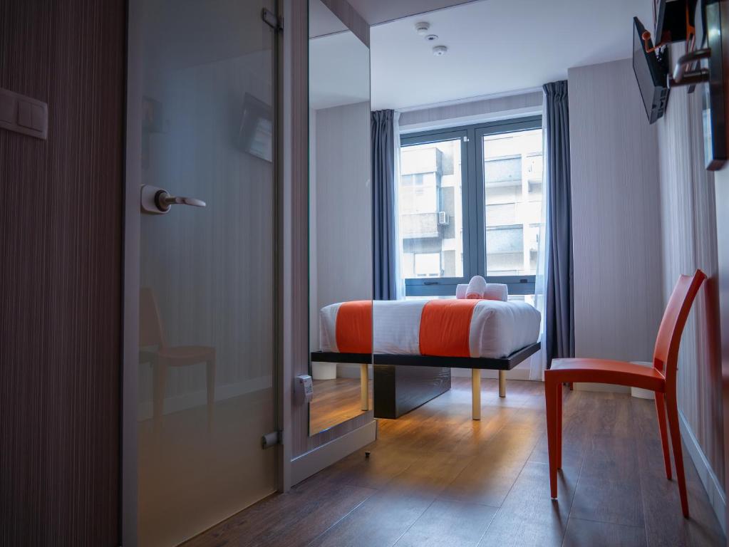 easyHotel Lisbon - image 6