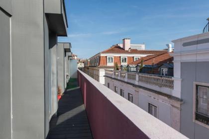 LovelyStay - Stunning Flat with Balcony in Bairro Alto - image 13