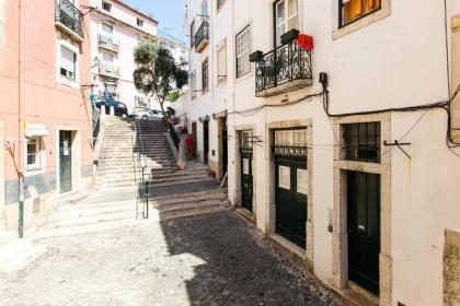 Beautiful Alfama Studio - image 8