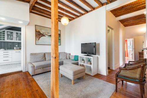 Large family flat in Campo de Ourique - main image