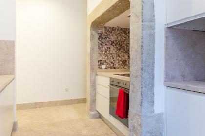 Chiado Apartment - Holiday Rental in Lisbon - image 16