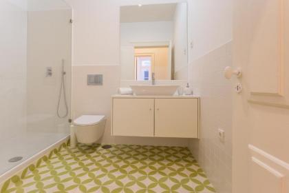 Chiado Apartment - Holiday Rental in Lisbon - image 20