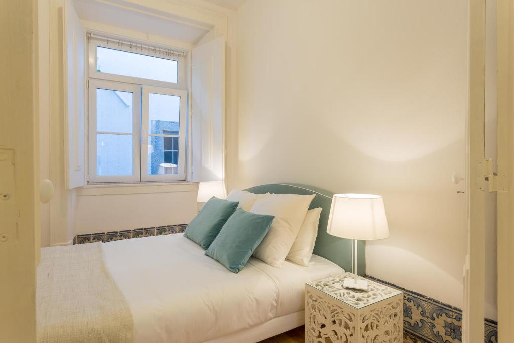 Chiado Apartment - Holiday Rental in Lisbon - image 3