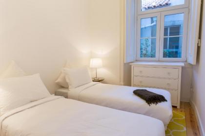 Chiado Apartment - Holiday Rental in Lisbon - image 4