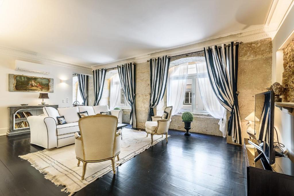 Luxury flat at Lisbon's downtown - main image