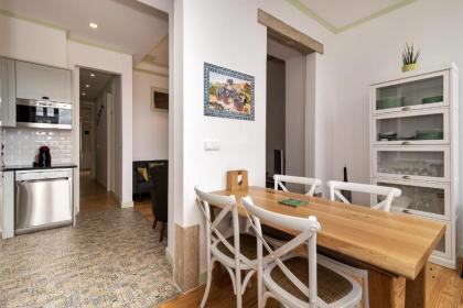 Contemporary 2-Bdr Apartment in Central Lisbon - image 20