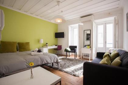 Bairro Alto    Cara House Lisbon