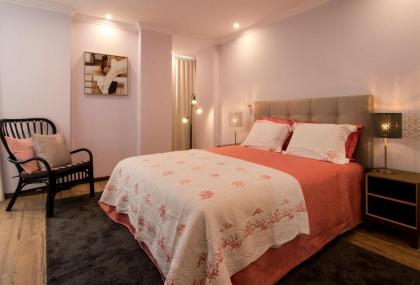 Apartamentos Rosa do Bairro Alto - image 11