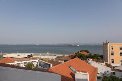 Alfama Terrace w/ Tagus River Views - image 10