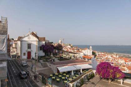 Alfama Terrace w/ Tagus River Views - image 9