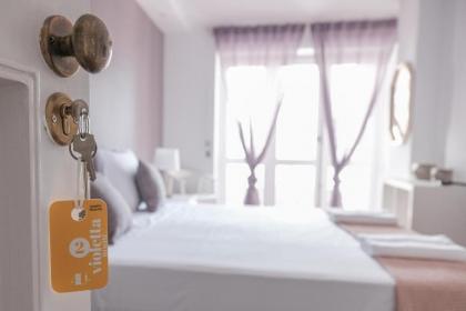 4U Lisbon Suites & Guesthouse VII Airport - image 3