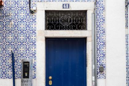 Alfama Design Suites Guesthouse - image 3