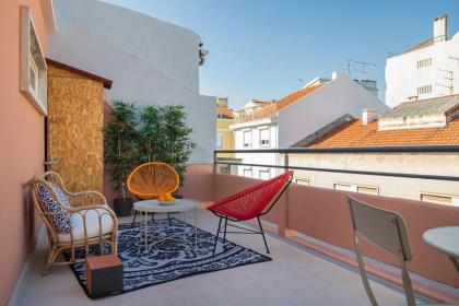 LovelyStay - Sunny 1BDR Apartment W/Terrace - image 1