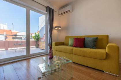 LovelyStay - Sunny 1BDR Apartment W/Terrace - image 2