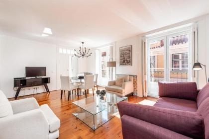 GuestReady - Modern 2BR Baixa Apt for up to 5 Guests! - image 5