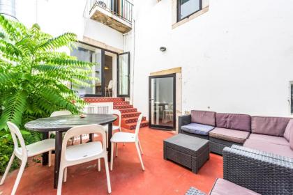 GuestReady - Fantastic 3BR Apt with Big Patio Bairro Alto - image 5