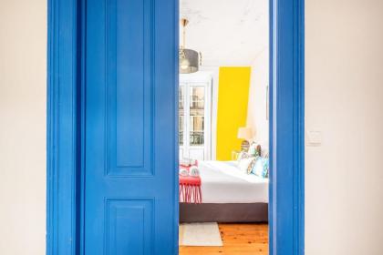 Beautiful 2BR Contemporary Home in Central Lisbon - image 16